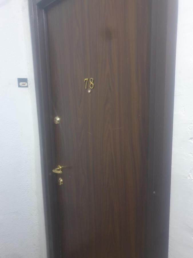 Two Rooms Central Bucarest Exterior foto
