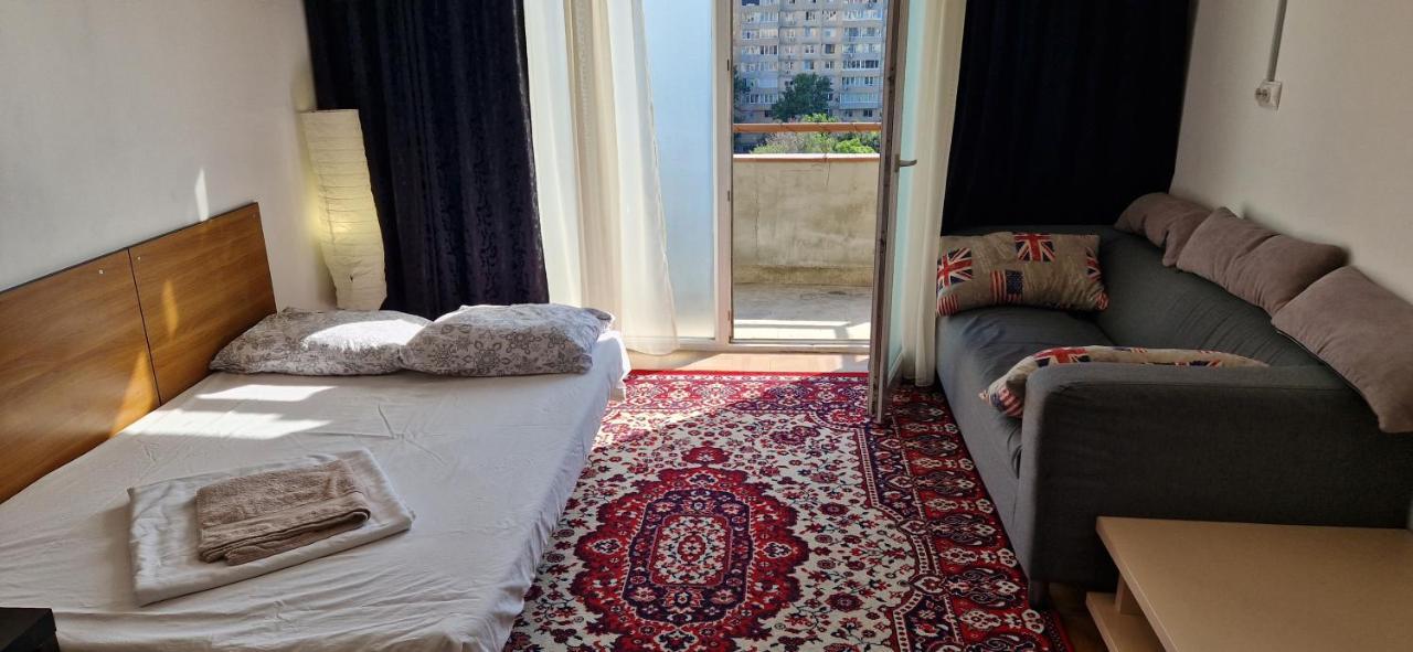 Two Rooms Central Bucarest Exterior foto